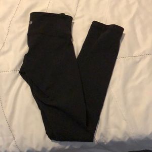 Black lululemon leggings